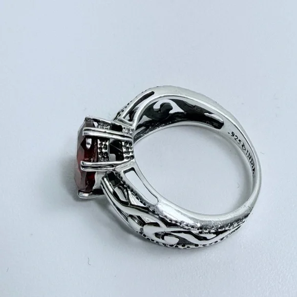 Silpada Red and Silver Ring - Picture 4 of 14